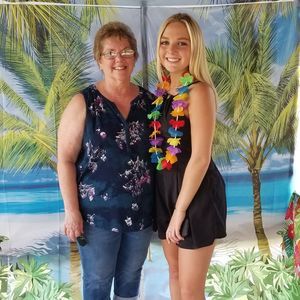 Meet your Posher, Donna